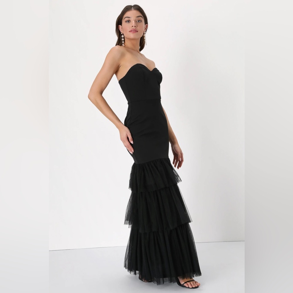 NWOT Tulle Trumpet Maxi Dress Size Small